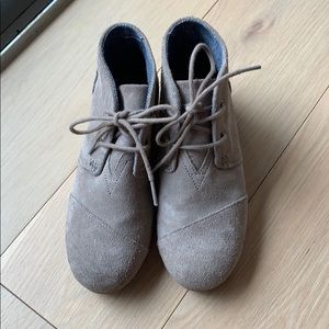 Tan suede Tom wedge booties